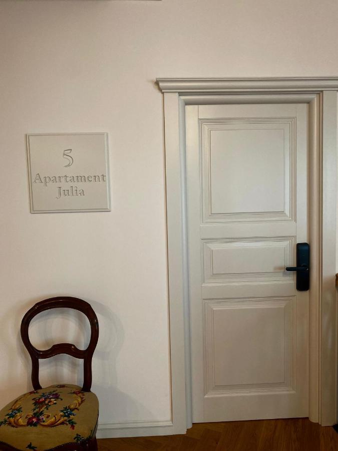 Augsburg Apart Piatra Neamţ Exterior foto